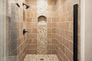 Shower, hair dryer, towels, soap - Sleeps 8 Or More - Welcome to our "Castle" in the desert! 4-Bed 3-Bath two Story (Gilbert)
