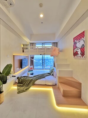 Apartamento, 3 quartos, vista para a cidade | Escrivaninha, ferros/tábuas de passar roupa, Wi-Fi de cortesia