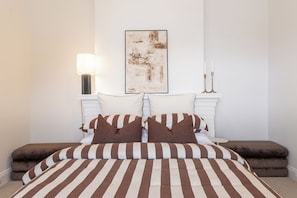3 Schlafzimmer, Bügeleisen/Bügelbrett, WLAN, Bettwäsche
