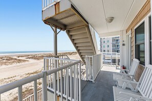 Property grounds - Beachfront Paradise at The Summer Sands with Ocean Views (North Wildwood)