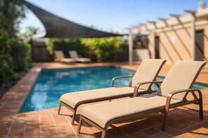 Pool - Kelvin Grove Stay w/ Mountain Views Pool & Parking (Brisbane)