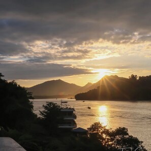 Basic Shared Dormitory, Lanai, River View | Miscellaneous - Mekong Backpackers Hostel  (Pakbeng)