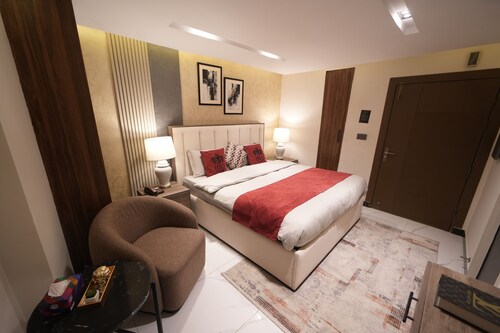 Comfortable Standard Room at Murree Near Mall Road