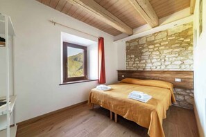 Room - Holiday cottage with terrace (Castelletta)