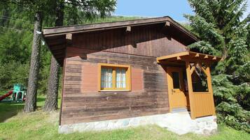 Comfort Chalet, 2 Bedrooms | Exterior