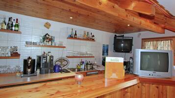 Bar (in der Unterkunft)