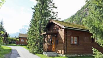 Classic Chalet, 3 Bedrooms | Exterior