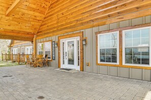Terrace/patio - Steps to Private Beach! Family Home on Lake James (Nebo)