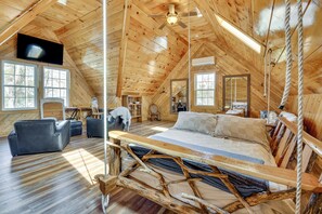3 bedrooms, iron/ironing board, Internet, bed sheets - Steps to Private Beach! Family Home on Lake James (Nebo)