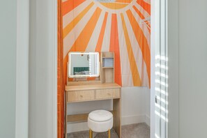 Interior - Retro Disco Haven Near Downtown Nash! (Nashville)