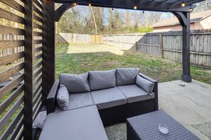 Terrace/patio - Retro Disco Haven Near Downtown Nash! (Nashville)