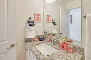 Bathroom - Retro Disco Haven Near Downtown Nash! (Nashville)