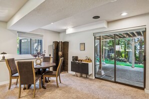 تناول الطعام