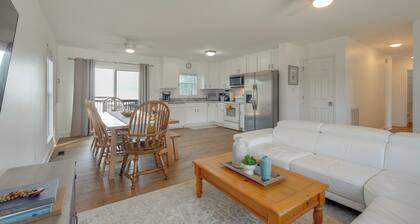 Waterfront Gem w/ Deck & Views on Chesapeake Bay!