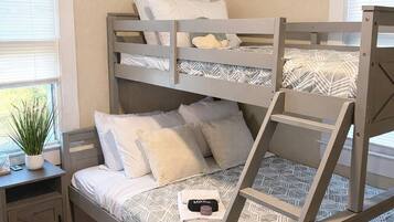 2 habitaciones, escritorio, wifi gratis y ropa de cama