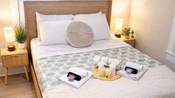 2 bedrooms, desk, free WiFi, bed sheets