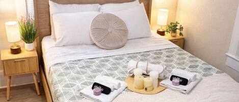 2 chambres, bureau, Wi-Fi gratuit, draps fournis