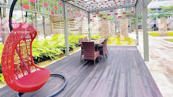 Tempat makan outdoor