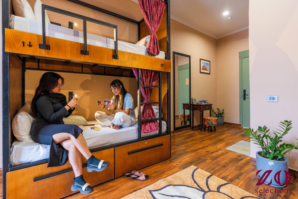 Deluxe 6 Bed Female Dorm (with balcony)