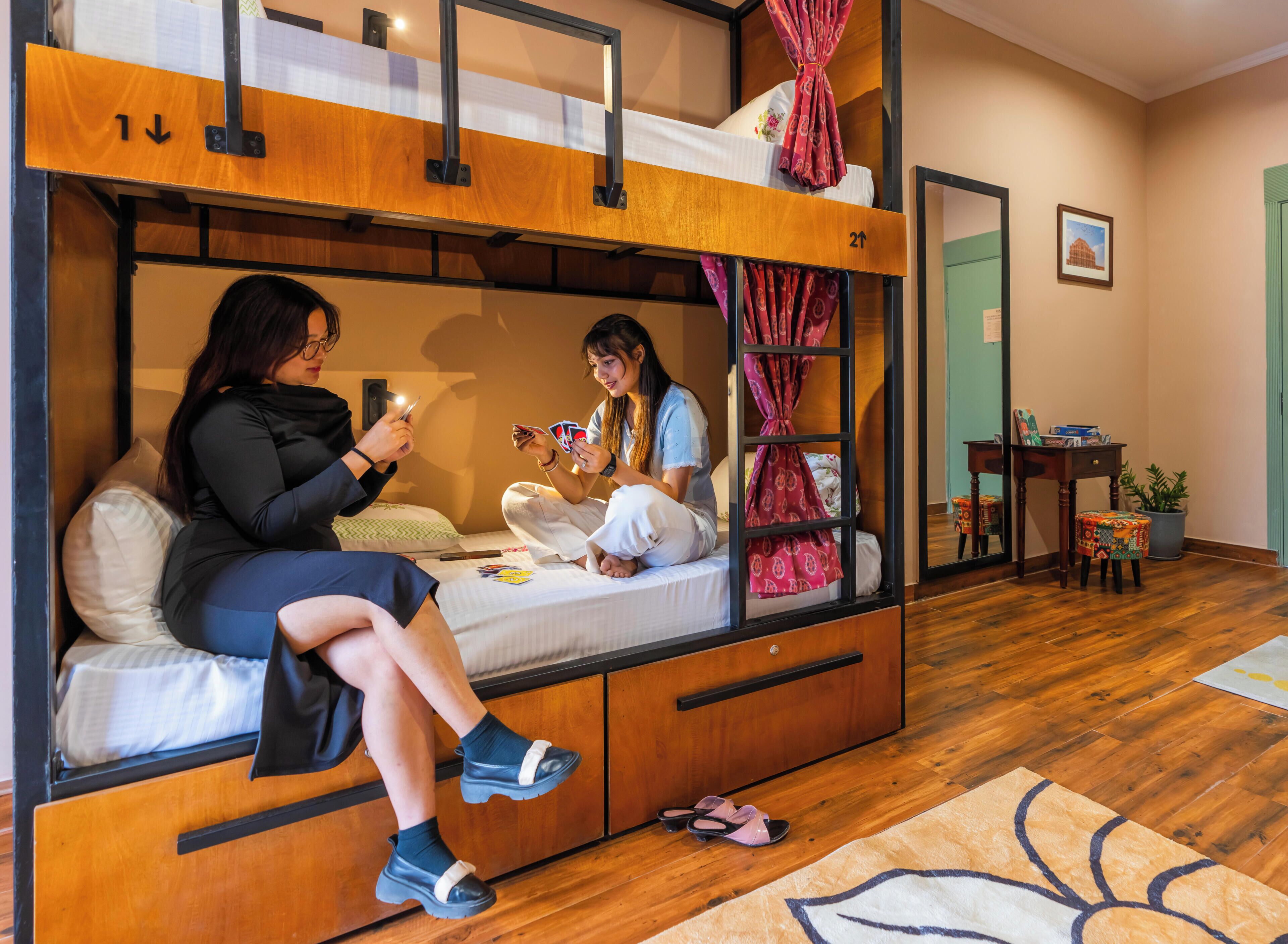 Deluxe 6 Bed Female Dorm (with balcony) | Free WiFi