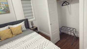 5 bedrooms, iron/ironing board, WiFi