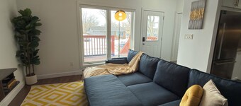 The Boho-Chic Urban Retreat: 3BR Haven Near Downtown & General Hospital