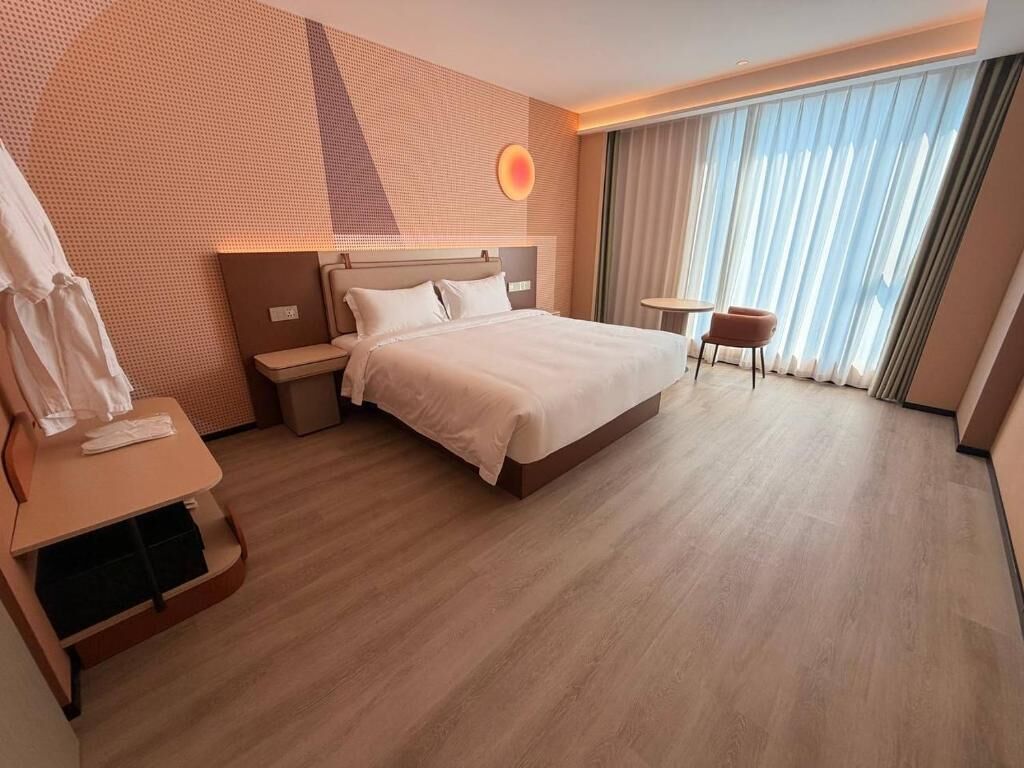 Chambre Double Supérieure, vue ville