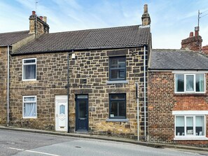 Exterior - 3 bedroom accommodation in Loftus, near Staithes (Loftus, near Staithes)