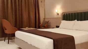 Deluxe-huone, näköala puutarhaan