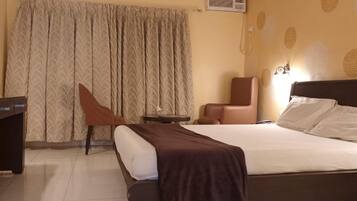 Deluxe-huone, näköala puutarhaan