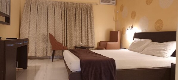 Room - Sea Princess by Seagull Resorts (Vasai)