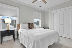 12 Schlafzimmer, Schreibtisch, kostenloses WLAN, Bettwäsche