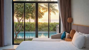 Beachfront 3 bedroom Pool Villa | Garden view