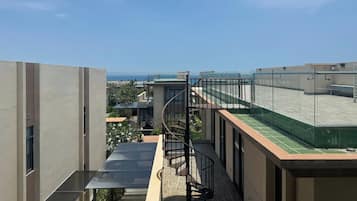 Superior-Villa, 1 Schlafzimmer, Poolseite | Unterkunftsgelände