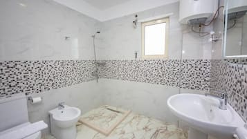 Camera doppia, vista mare | Bagno