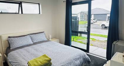 Room with En-suite and Kitchenette