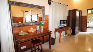 Room, 1 Bedroom, Smoking, Patio | Living room - Room-charming Garden Suite Villa Pool A (Ubud)