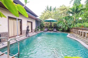 Room, 1 Bedroom, Smoking, Patio | Pool