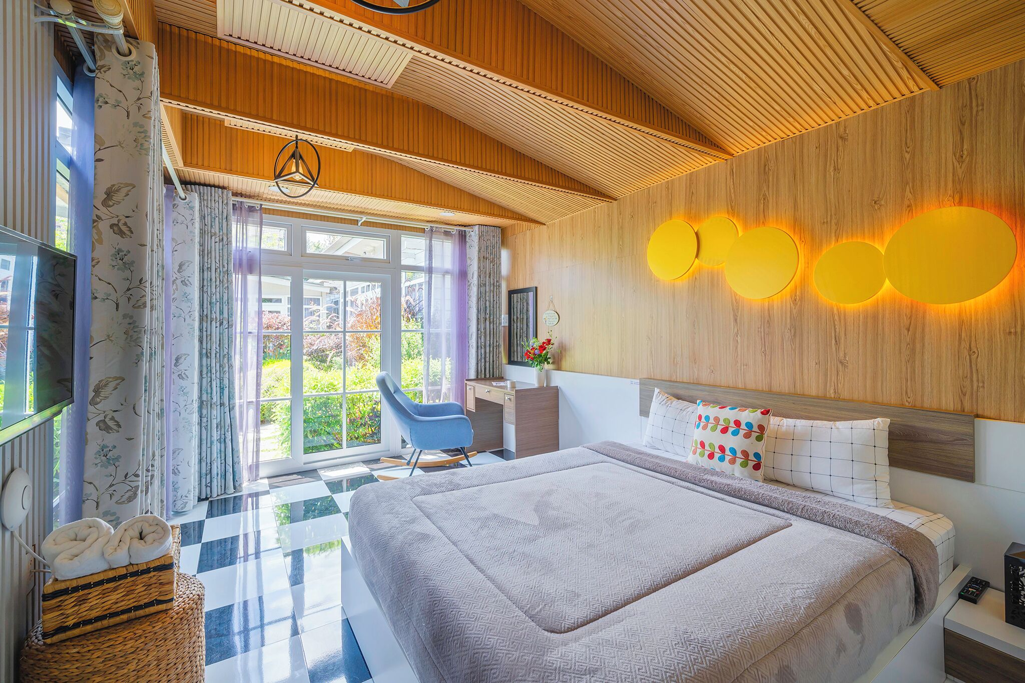 Nhà gỗ Deluxe, quang cảnh vườn | Bộ đồ giường cao cấp, nệm có lớp đệm bông 