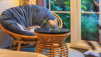 Deluxe-chalet, näköala puutarhaan | Oleskelualue