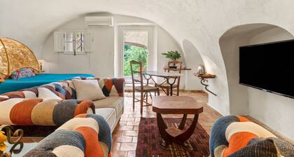 Apartment 'Gîte De Charme' with Mountain View, Wi-Fi and Air Conditioning