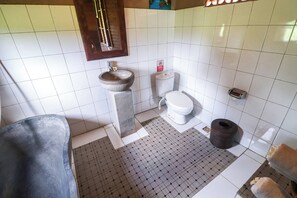 Room, 1 Bedroom, Smoking, Patio | Bathroom - Room-ubud Nature Escape Bungalow Ricefie (Ubud)