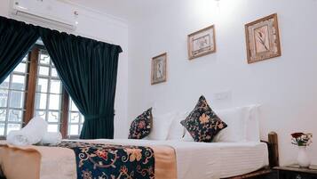 Deluxe Double or Twin Room | Free WiFi