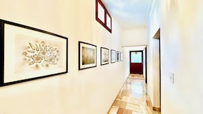Interior - SCARLET'S INN (Kochi)