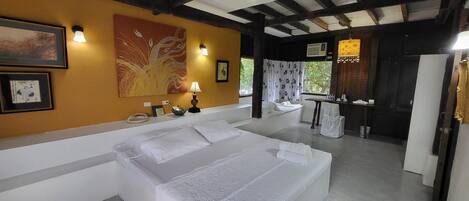3 bedrooms, WiFi, bed sheets