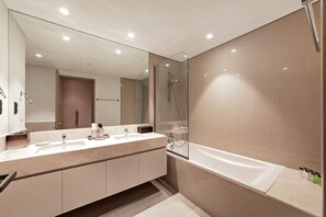 Bathroom - Burj View Stylish 3BR with Maids Room (Dubai)