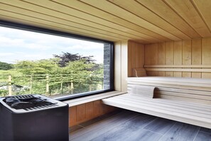Sauna - Villa with Pool & Suites for 12 Guests (Durby)