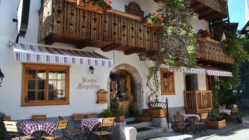 Bagian depan properti