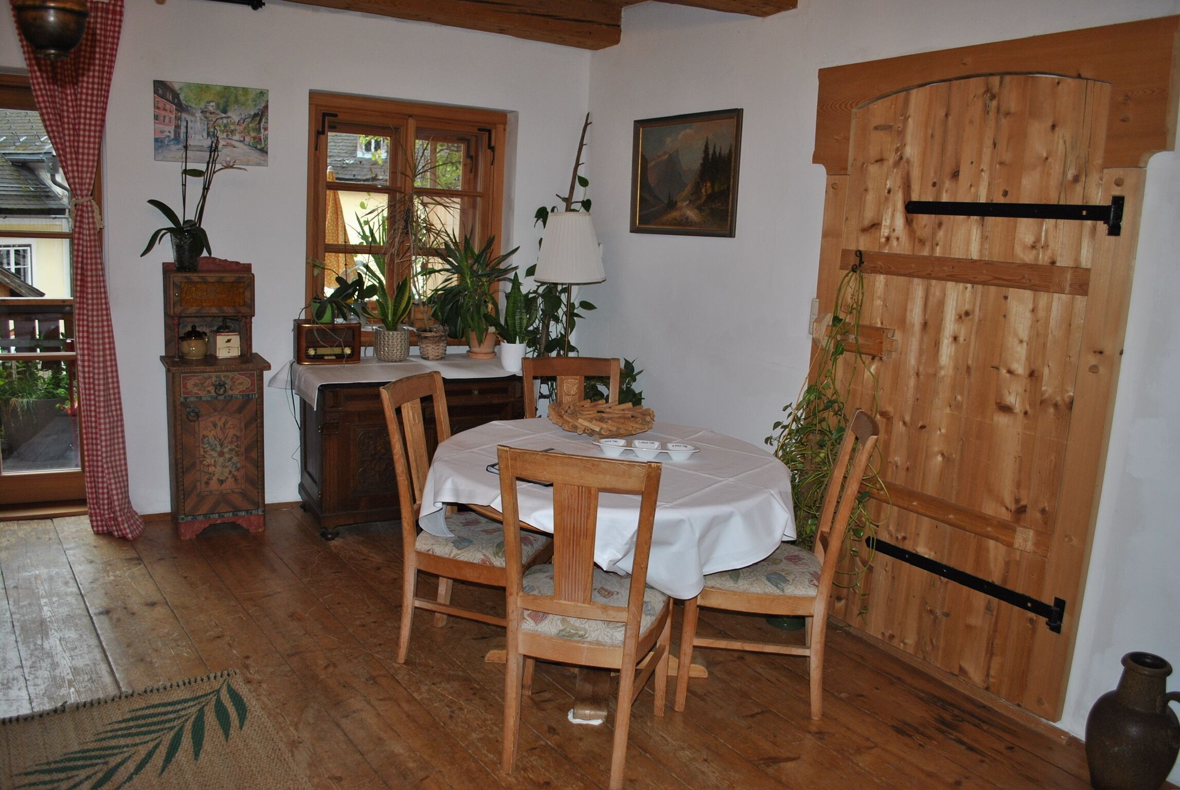 スタンダード アパートメント バルコニー シティビュー | 客室内のダイニングエリア