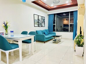 Appartement Familial, balcon | Coin séjour